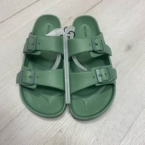 west loop Green Double-Buckle Slide Sandals